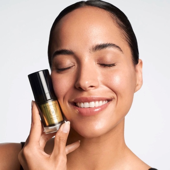 Retrouvé Skincare BALANCING FACE OIL 15ML NEW UNUSED BOXED - Picture 2 of 6